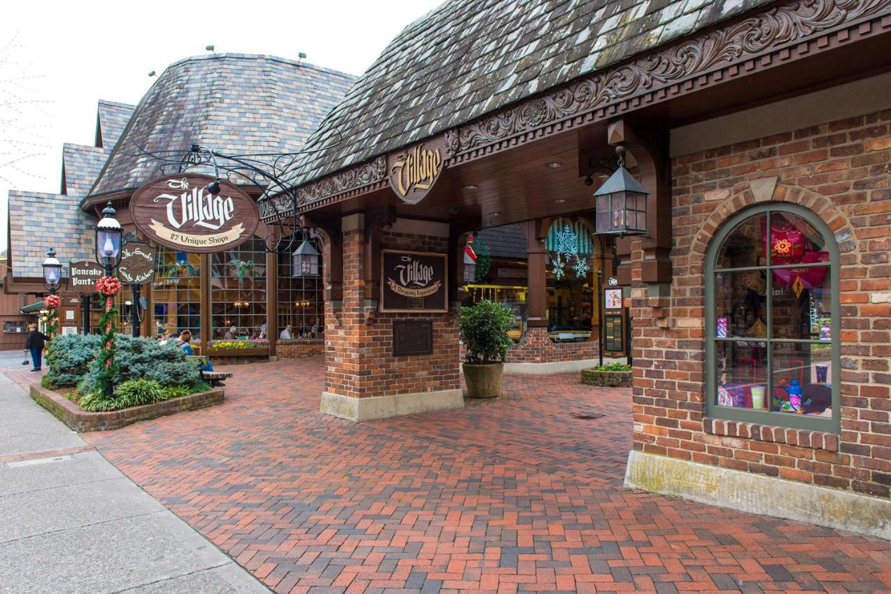 Nestled Inn McCookville 外观 照片